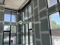 Eladó üzlethelyiség