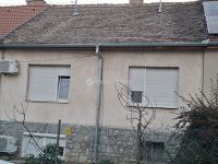 Eladó téglalakás, Pécsett 55 M Ft, 4 szobás