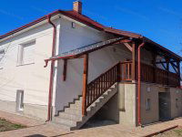 Eladó családi ház