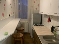 Kiadó panellakás, albérlet, Komáromban 160 E Ft / hó