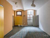 Eladó családi ház, IX. kerületben 883.92 M Ft, 20 szobás