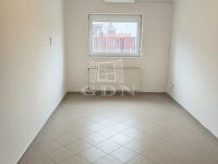 Eladó téglalakás, Szigetszentmiklóson 23.9 M Ft, 1 szobás