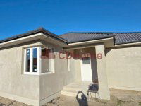 Eladó családi ház, Dunavarsányban 92 M Ft, 4 szobás