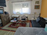 Eladó téglalakás, Pápán 33.9 M Ft, 2 szobás