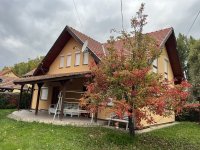 Eladó nyaraló, Balatonberényben 135 M Ft, 6 szobás