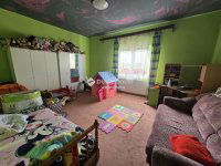 Eladó családi ház, Komlón 29.9 M Ft, 3 szobás