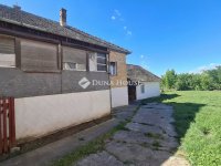 Eladó családi ház, Dányon 48 M Ft, 4 szobás