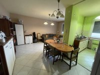 Eladó panellakás, Veszprémben 58 M Ft, 1+3 szobás