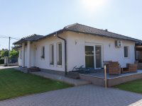 Eladó családi ház, XVIII. kerületben 169 M Ft, 4 szobás