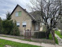 Eladó családi ház