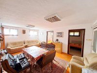 Eladó családi ház, Harkányban 75 M Ft, 9+2 szobás