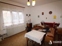 Eladó családi ház, Gyulán 60 M Ft, 3 szobás
