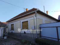 Eladó családi ház, Jászberényben 33 M Ft, 2+1 szobás