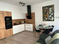 Kiadó téglalakás, albérlet, Pécsett 300 E Ft / hó, 3 szobás