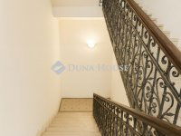 Eladó téglalakás, Budapesten, VI. kerületben 99 M Ft, 2+1 szobás