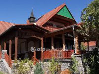 Eladó családi ház, Badacsonytomajon 199.9 M Ft, 8 szobás