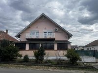 Eladó családi ház, Gödöllőn 109.9 M Ft, 6 szobás