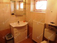 Eladó családi ház, Hévízen 119.9 M Ft, 5 szobás