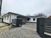 Eladó családi ház, Szolnokon 67.9 M Ft, 3 szobás