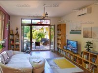 Eladó családi ház, III. kerületben 240 M Ft, 5 szobás