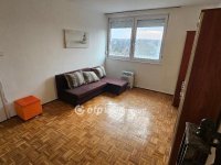 Eladó téglalakás, Egerben 39 M Ft, 2 szobás