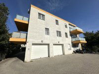 Eladó téglalakás, Székesfehérvárott 125.35 M Ft, 4 szobás