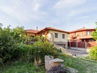 Eladó családi ház, Diósdon 210 M Ft, 4 szobás