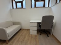 Kiadó iroda, Debrecenben 130 E Ft / hó, 1 szobás