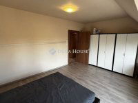 Eladó családi ház, XXII. kerületben 295 M Ft, 9 szobás