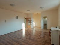 Eladó téglalakás, Nagykanizsán 79.9 M Ft, 4 szobás