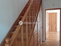 Eladó családi ház, XVIII. kerületben 170 M Ft, 7 szobás