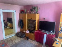 Eladó családi ház, Tiszajenőn 9.5 M Ft, 2 szobás