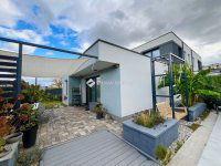 Eladó családi ház, Székesfehérvárott 199.99 M Ft, 5 szobás