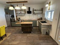 Eladó családi ház