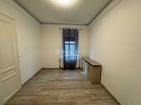 Eladó téglalakás, Pécsett 120 M Ft, 4 szobás