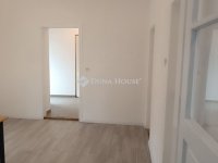 Eladó családi ház, Tápiószecsőn 59.9 M Ft, 5 szobás