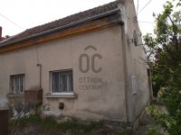 Eladó családi ház, Pápán 29.9 M Ft, 3 szobás