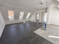 Eladó téglalakás, Kecskeméten 91 M Ft, 3 szobás