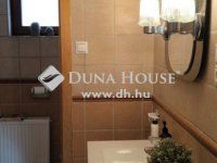 Eladó családi ház, Szentendrén 280 M Ft, 4 szobás