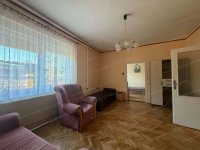 Kiadó családi ház, albérlet, Tatán 450 E Ft / hó, 2 szobás