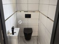 Eladó családi ház, XV. kerületben 168 M Ft, 4 szobás