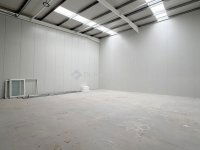 Kiadó ipari ingatlan, Alsónémediben 360 E Ft / hó