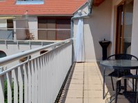 Kiadó téglalakás, albérlet, Pécsett 280 E Ft / hó, 3 szobás