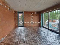 Eladó családi ház, Szegeden 233.88 M Ft, 5 szobás