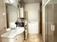 Eladó téglalakás, VI. kerületben 135 M Ft, 4 szobás