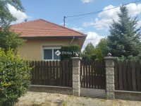 Eladó családi ház, Csákváron 108 M Ft, 4 szobás