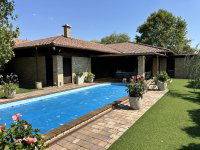 Eladó családi ház, Vecsésen 299 M Ft, 4 szobás