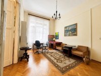 Eladó téglalakás, Budapesten, VI. kerületben 99 M Ft, 2 szobás