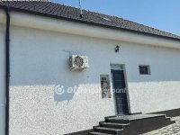 Eladó családi ház, Vámospércsen 74 M Ft, 3 szobás