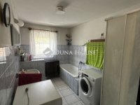 Eladó ikerház, Pécsett 75 M Ft, 3 szobás / költözzbe.hu